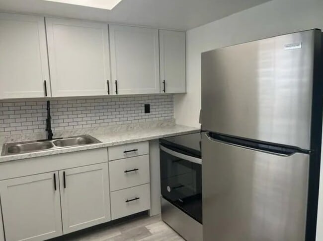 Foto del edificio - 1775 6th Ave SW