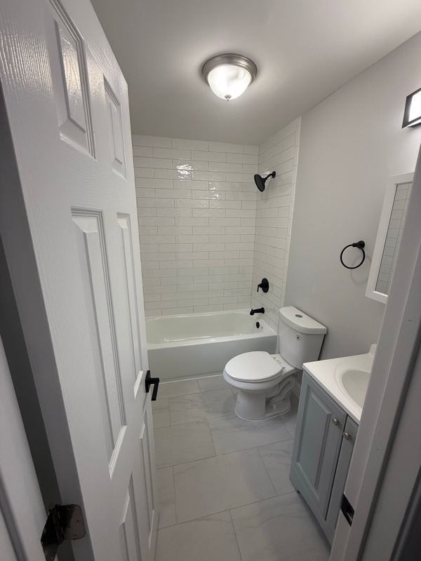 Foto del edificio - 393 Grove St