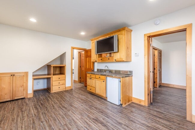 Old Town GEM Just 1 Block from PCMR! - Old Town GEM Just 1 Block from PCMR! House