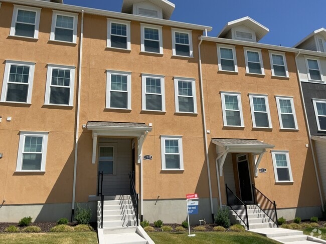 Building Photo - 11037 S Stream Rock Rd