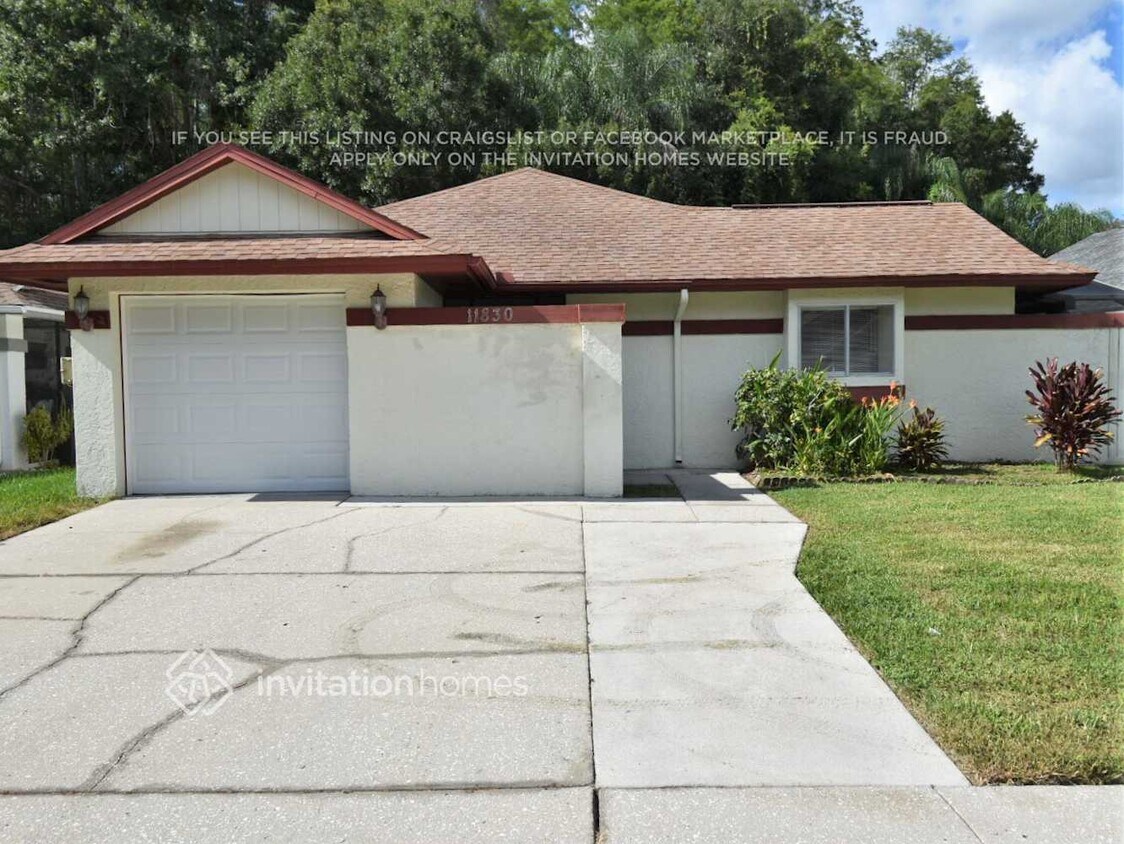 Foto principal - 11830 Hickorynut Dr