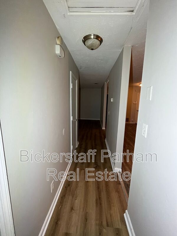 Building Photo - 757 Wright Dr