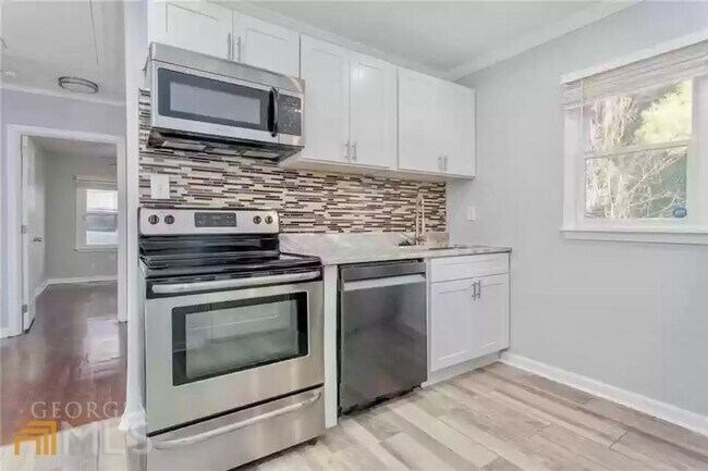 Foto del edificio - 1567 Avon Ave SW