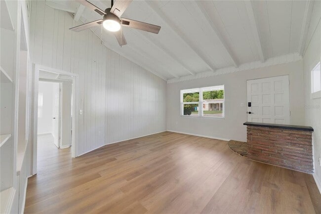 Foto del edificio - 3511 Backspin Ln