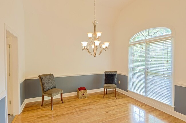 Building Photo - 769 Troon Cir