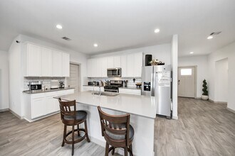 Building Photo - 1734 Windway Ct