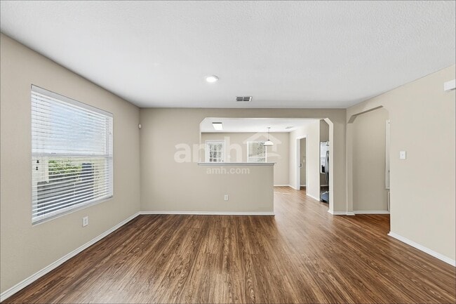 Building Photo - 3515 Longhorn Creek