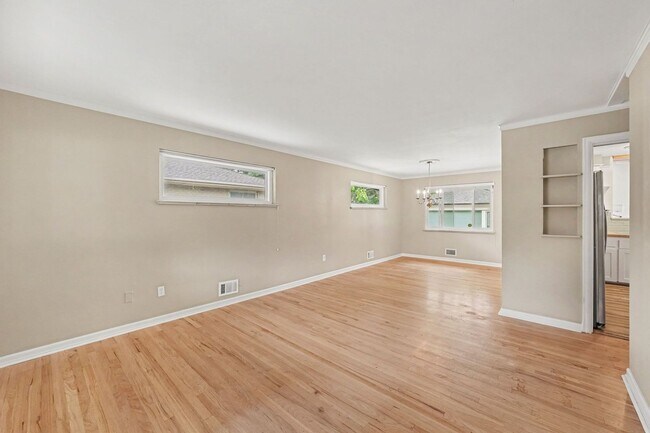 Foto del edificio - 3181 S Albion St