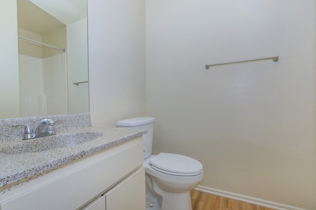 Building Photo - Brookside Park Apartments