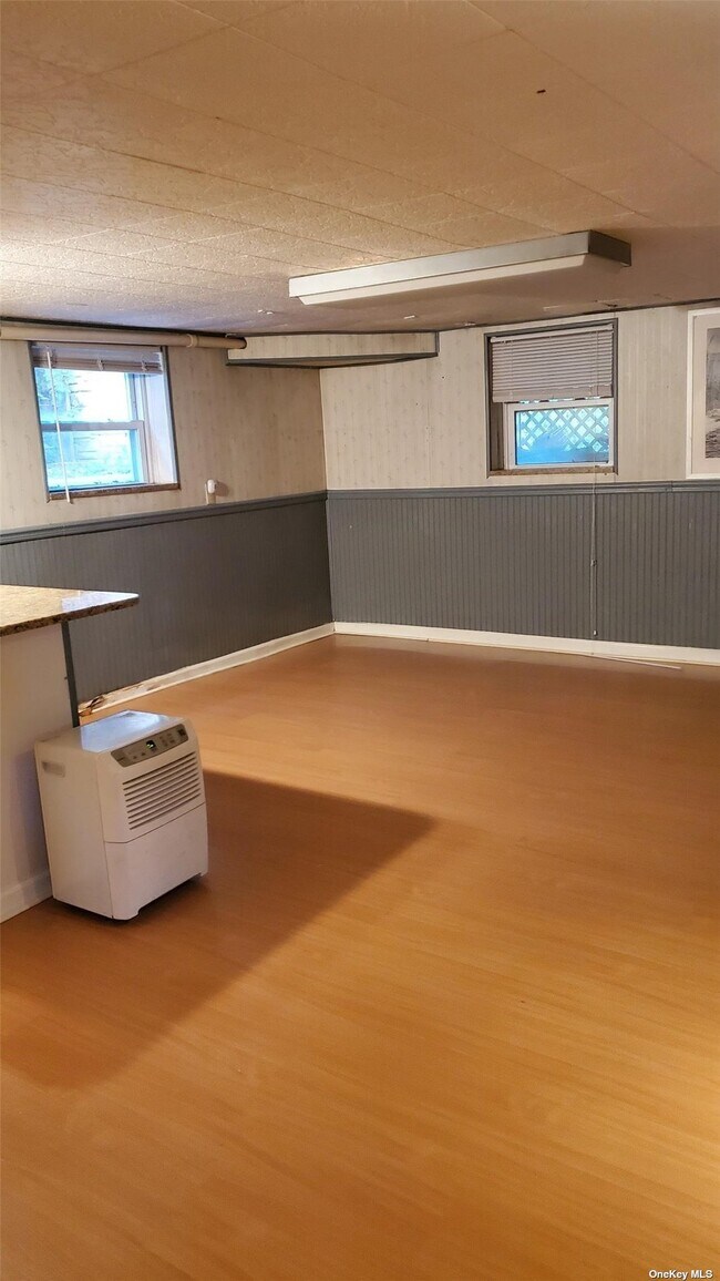 Foto del edificio - 220 N Corona Ave