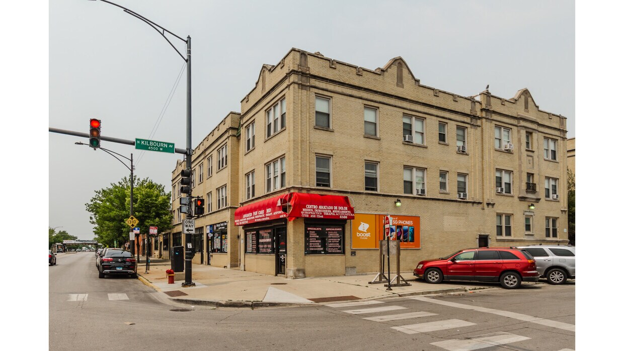 4502 W Fullerton Ave Unit 2, Chicago, IL 60639 Room for Rent in