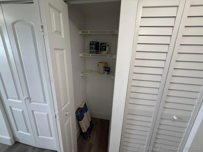 Foto del edificio - 215 SW 42nd Ave
