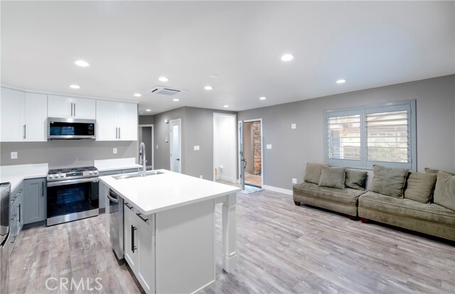 Foto del edificio - 826 S Brampton Ave
