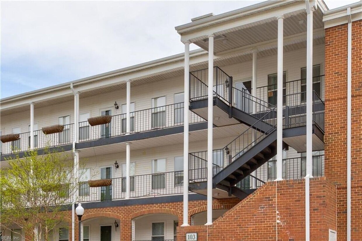103 Westover Ave Unit 305, Norfolk, VA 23507 Condo for Rent in