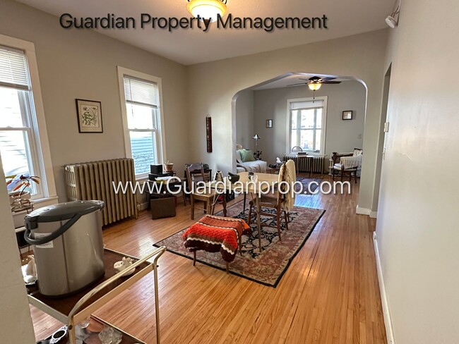 Building Photo - Seward Single Family Home, Hardwood Floors...