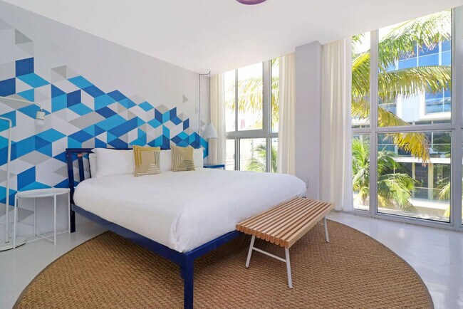 Foto del edificio - 250 Collins Ave