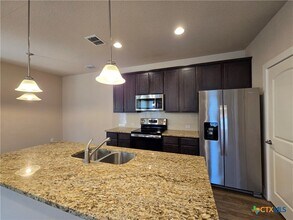 Building Photo - 750 Milestone Pk