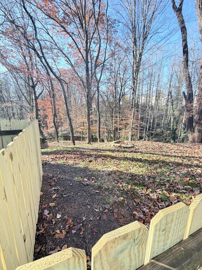 Foto del edificio - West Asheville 3 Bed, 2 Bath Home For Rent