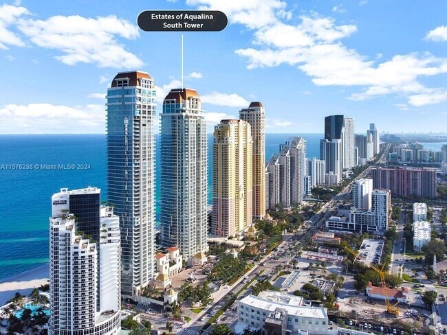 Building Photo - 17901 Collins Ave