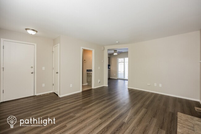 Foto del edificio - 4126 Happy Jack Drive