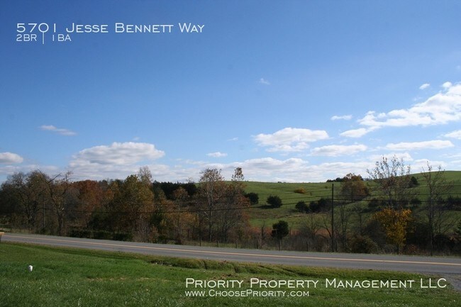 Building Photo - 5701 Jesse Bennett Way