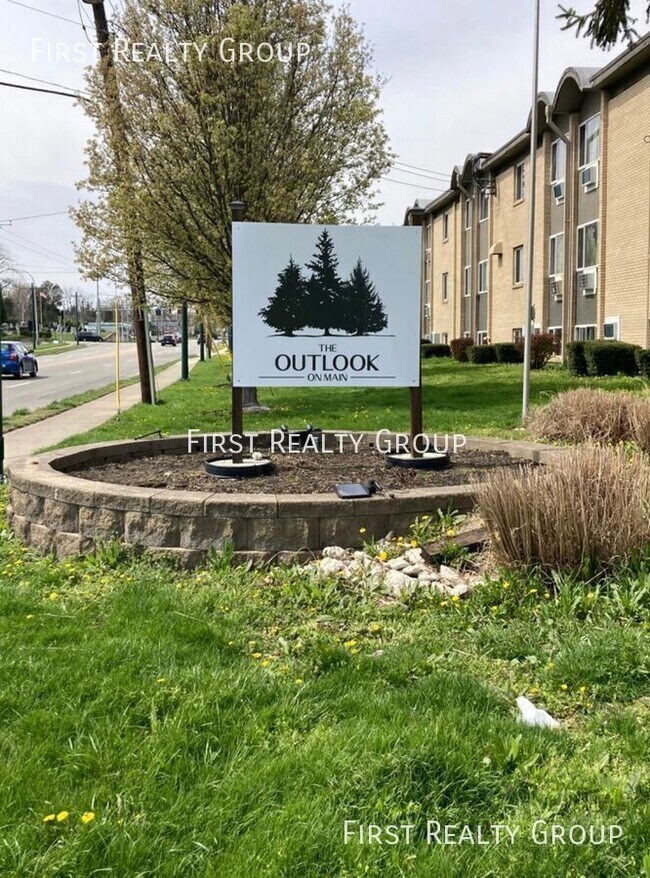 Foto del edificio - 5620 N Main St