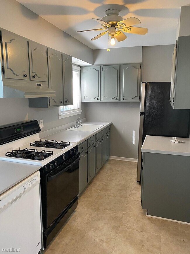 Building Photo - 3 br, 2 bath House - 85 Brighton Park