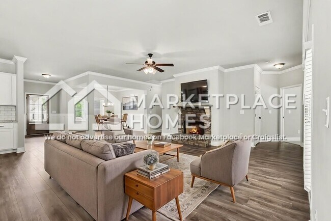 Foto del edificio - 90 Hawthorn Ln