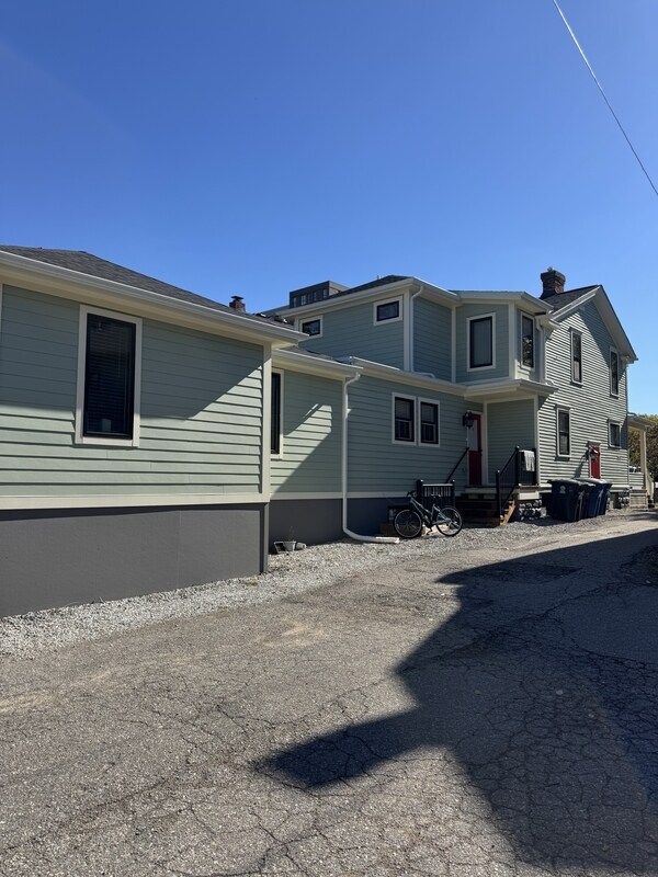 Foto del edificio - 331 E Ann St