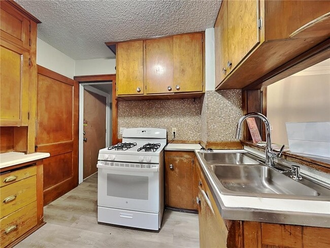 Foto del edificio - 3223 N Aldrich Ave