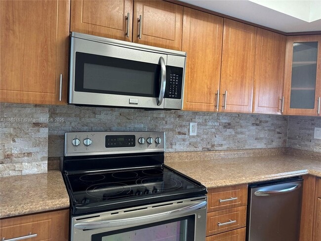 Foto del edificio - 9401 SW 4th St