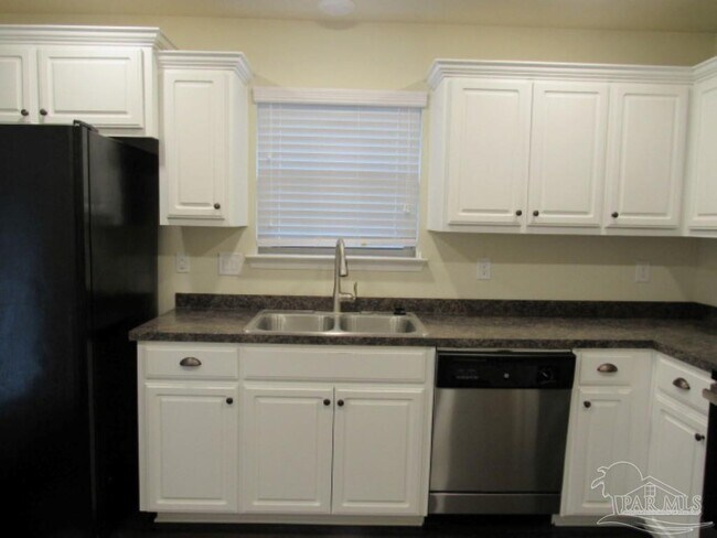 Foto del edificio - 279 Cottage View Dr