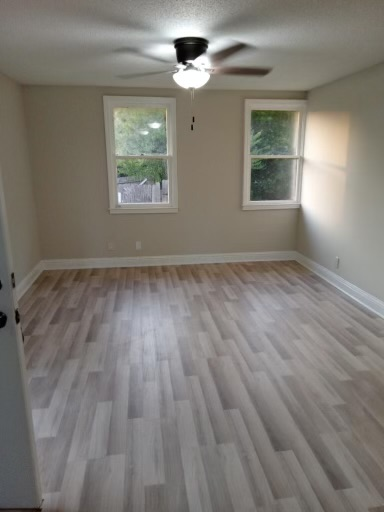 Building Photo - Newly renovated home in quiet community