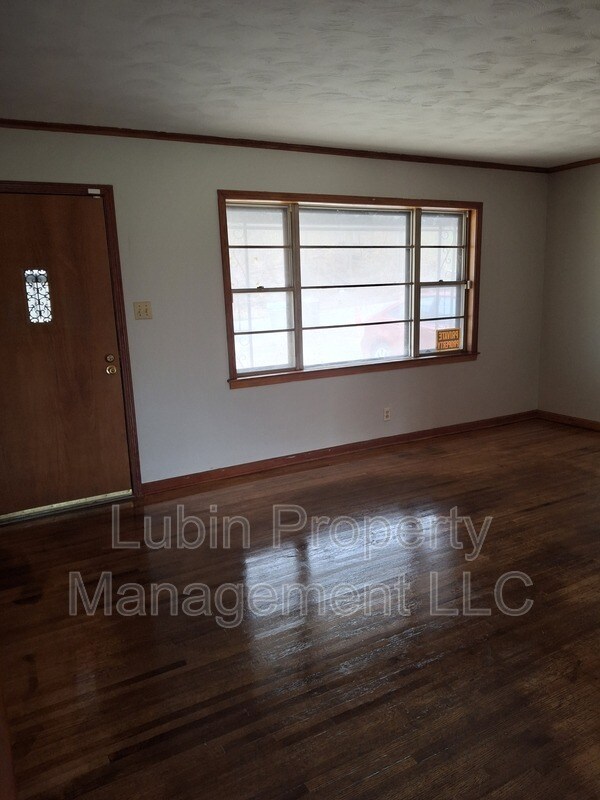 Building Photo - 2552 Capewood Dr