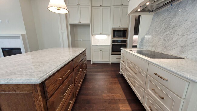 Foto del edificio - New Construction- Luxury Townhome in The Settlement at Willow Grove