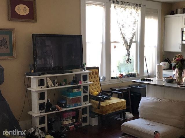 Building Photo - 4 br, 2 bath Apartment - 8 Hartley Ter # 1F