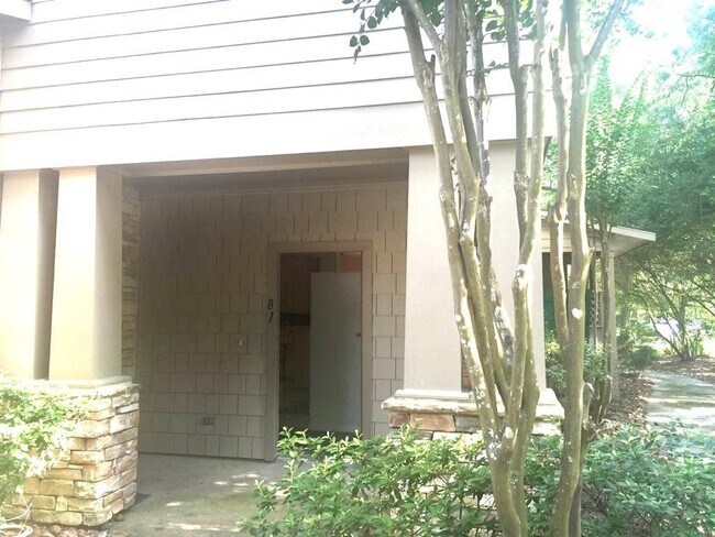 Building Photo - 81 Scarlet Woods Ct