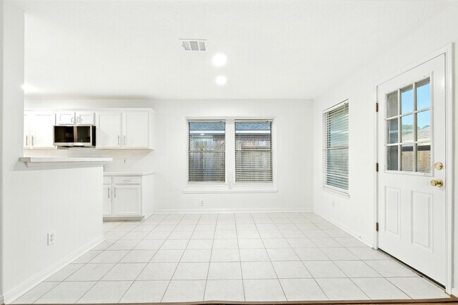 Foto del edificio - 2119 Hannover Way