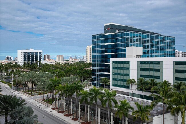 Foto del edificio - 18800 NE 29th Ave