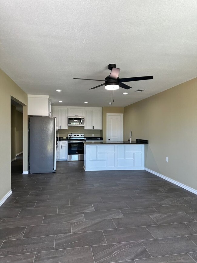 Building Photo - 1720 N 7th St