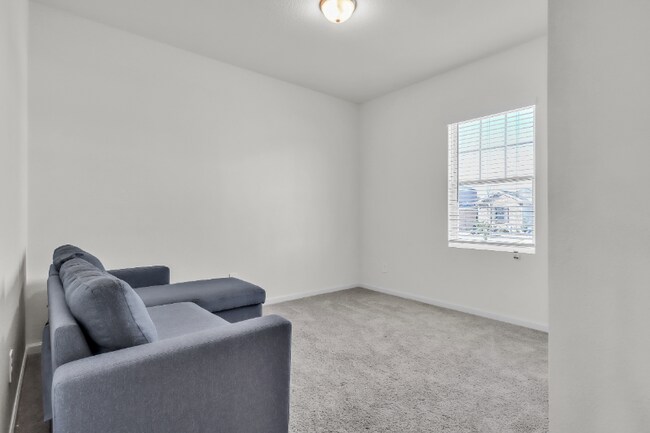 Building Photo - 404 Stone Creek Blvd