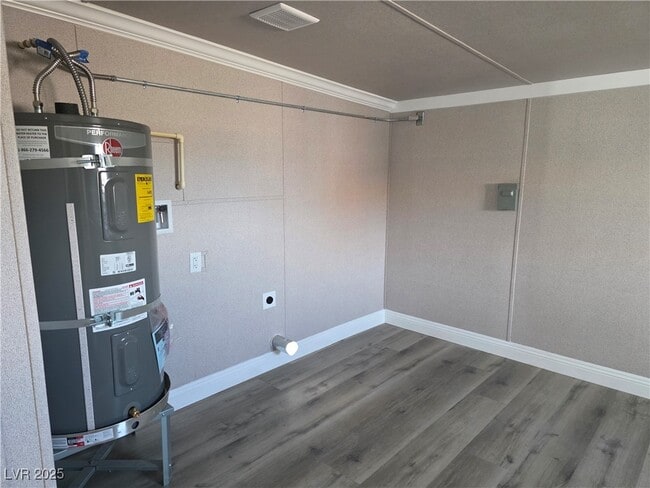 Building Photo - 1611 E Gamebird Rd