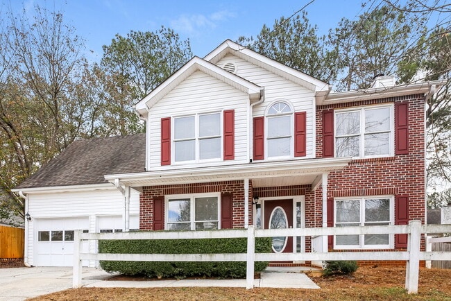 Building Photo - 460 Heathgate Dr SW