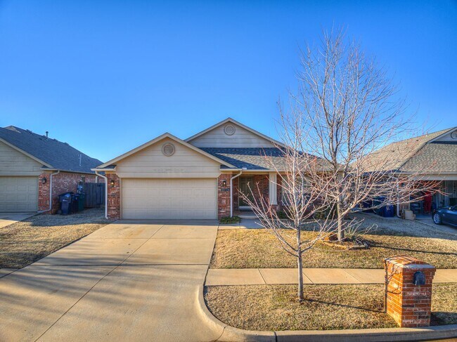 Updated home in Edmond + 3 bed + 2 bath - Updated home in Edmond + 3 bed + 2 bath