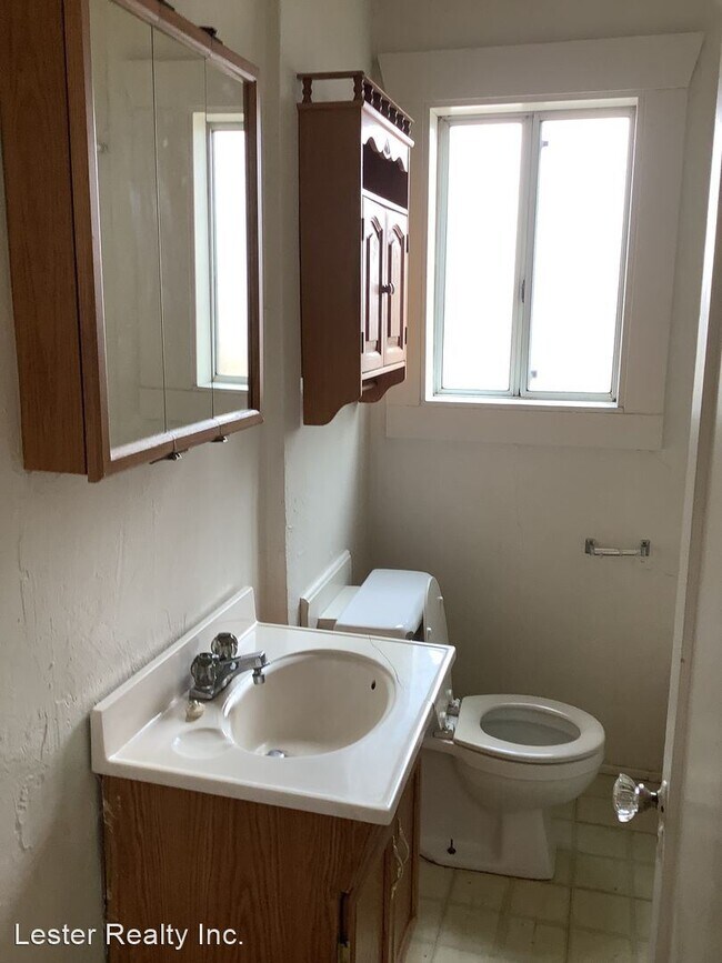 Building Photo - 2 br, 1 bath House - 515 N. 2nd St