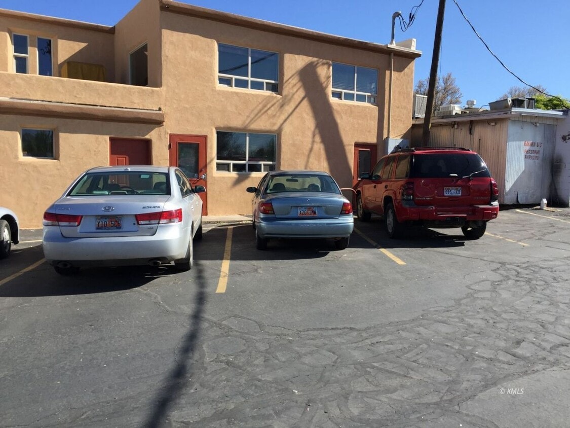 28 E Center St, Kanab, UT 84741 House Rental in Kanab, UT