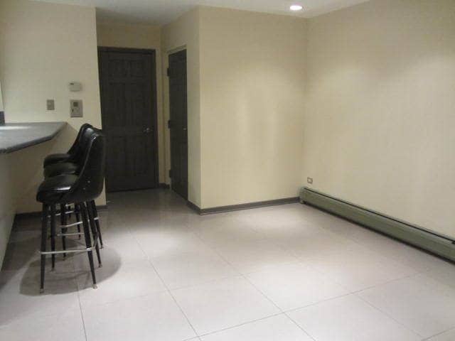 Foto del edificio - 7610 W Grand Ave