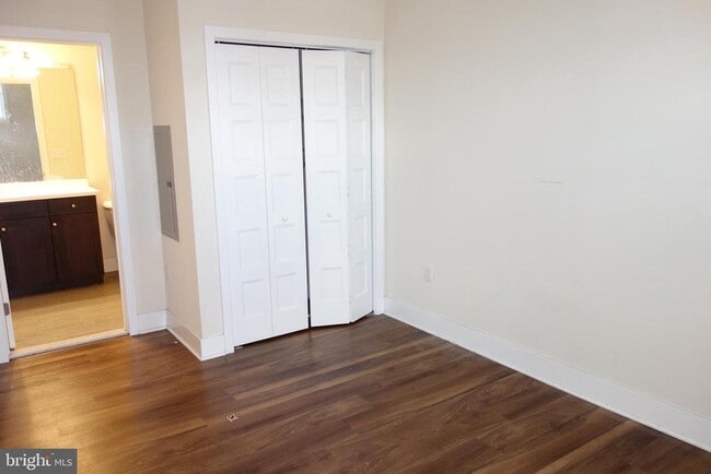 Building Photo - 210 S Mill Rd