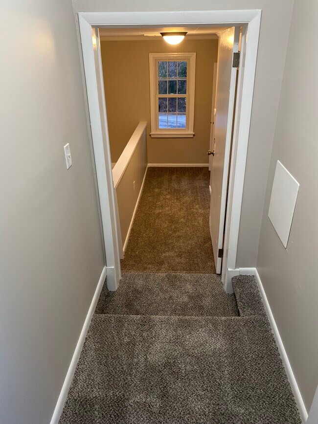 Upstairs hallway - 3526 Cemetery Cir