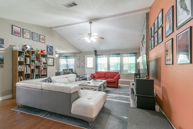 Building Photo - 2807 Beechnut Trce
